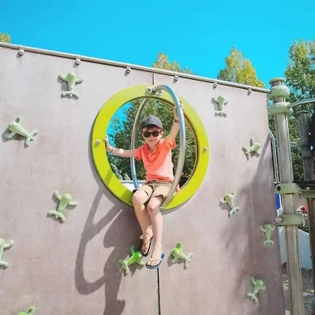 Kamp alanı 4 Etoiles - Piscine - Eeiaee
